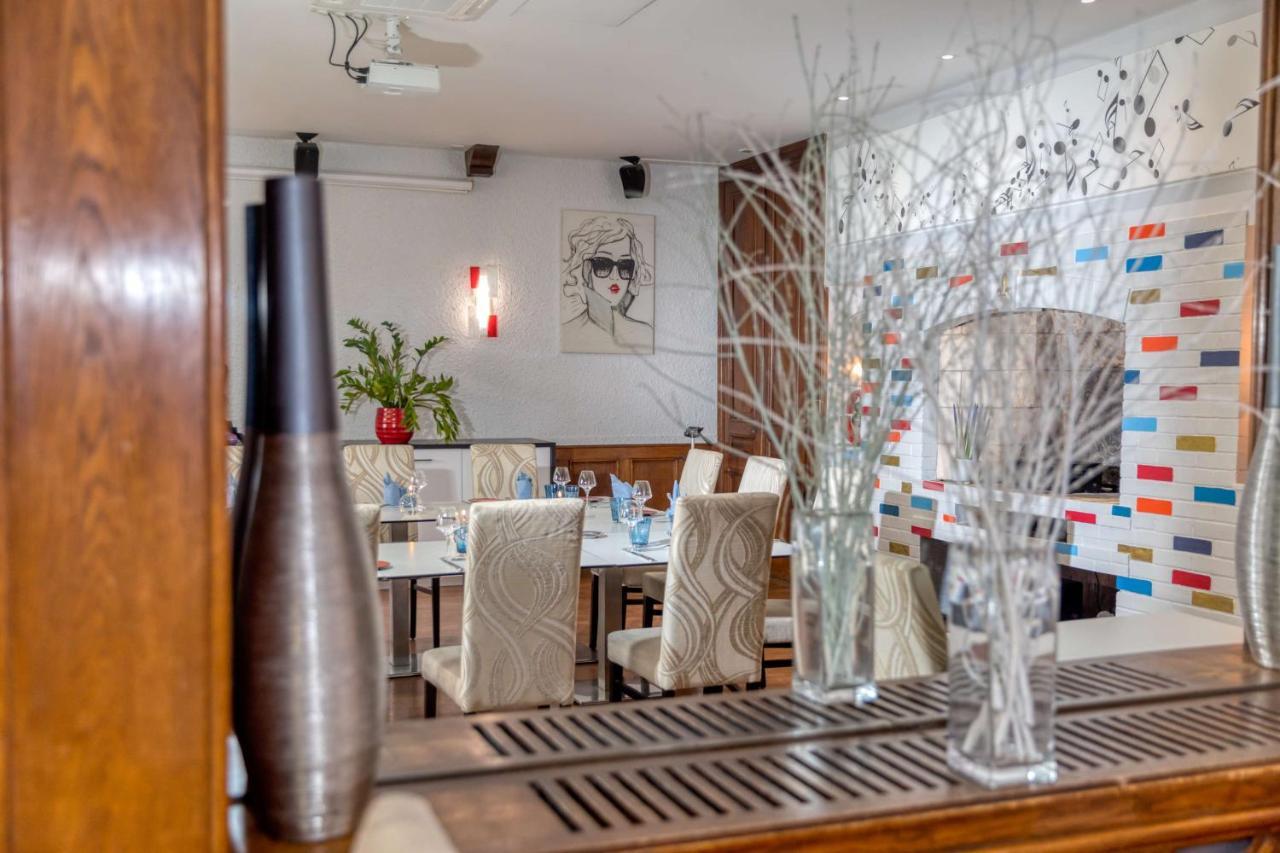 La Commanderie De Champarey Hotel Bourgoin-Jallieu Ngoại thất bức ảnh