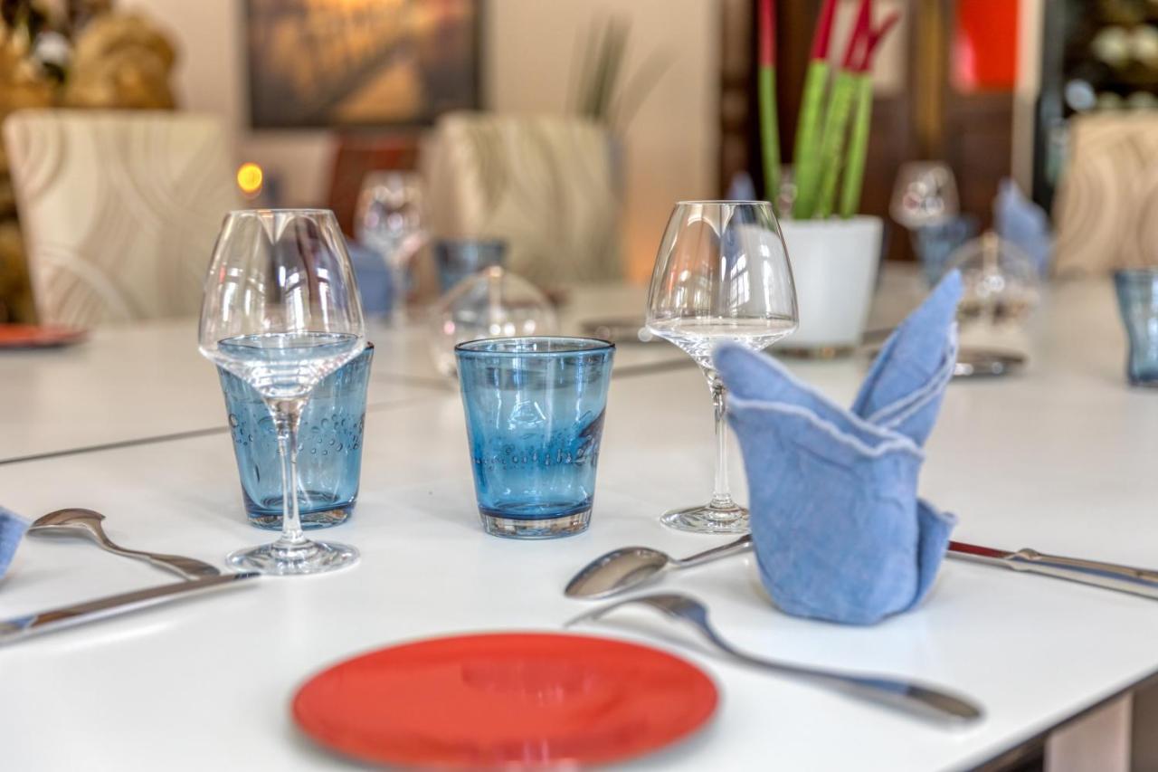 La Commanderie De Champarey Hotel Bourgoin-Jallieu Ngoại thất bức ảnh