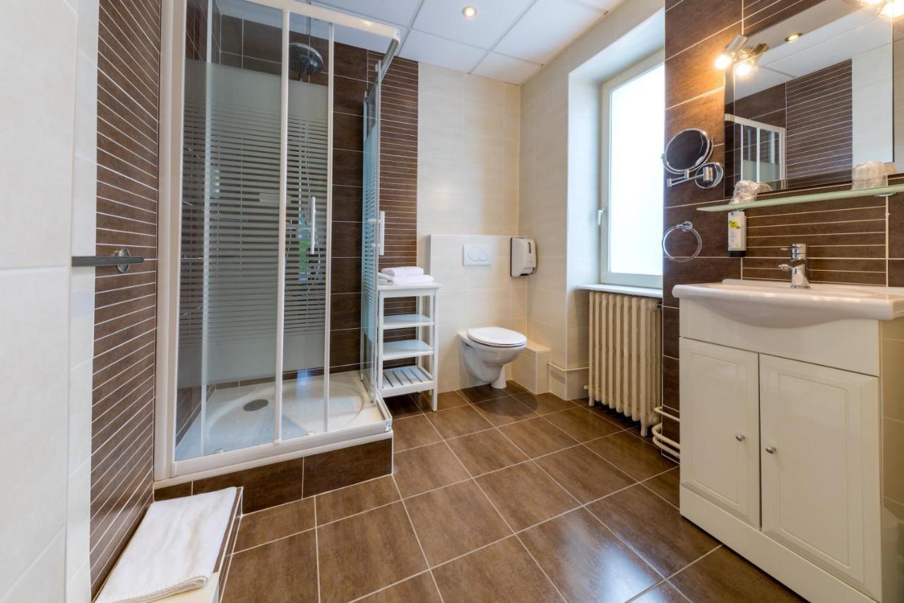 La Commanderie De Champarey Hotel Bourgoin-Jallieu Ngoại thất bức ảnh
